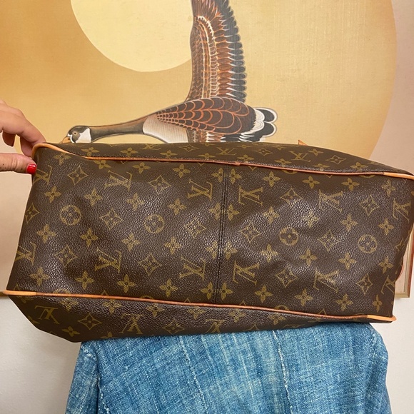 LOUIS VUITTON Monogram Delightful Brown Hobo Bag - Picture 5 of 15